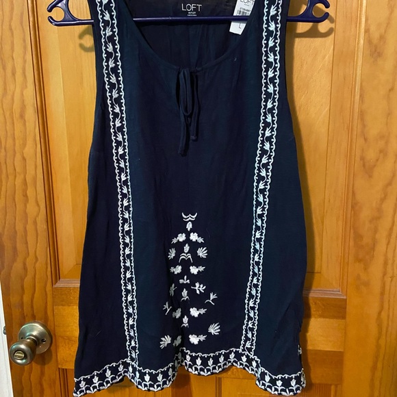 LOFT Tops - Embroidered Tank